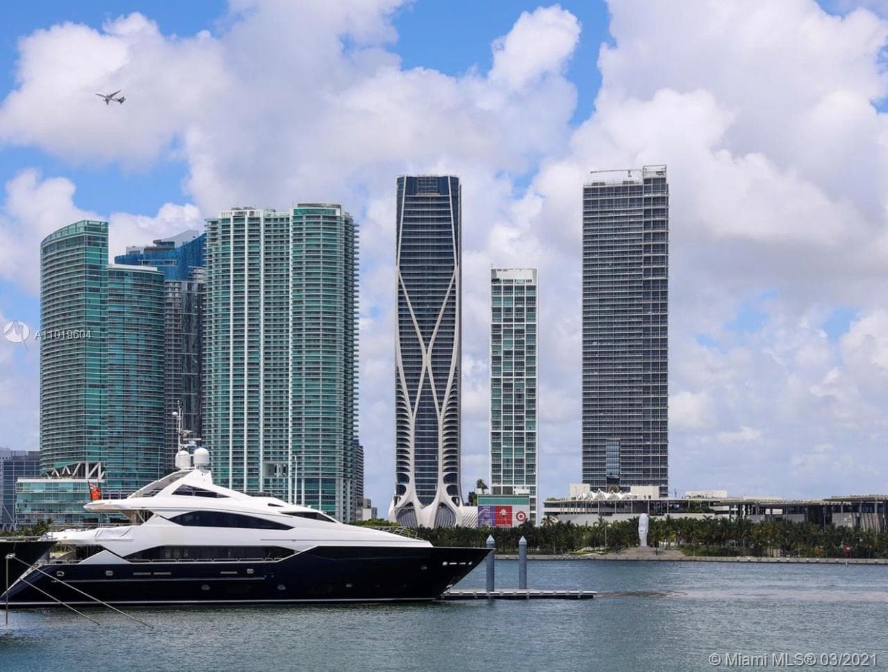 1000 Museum Unit 2801 condo rented at 1000 Biscayne Blvd # 2801, Miami, FL 33132